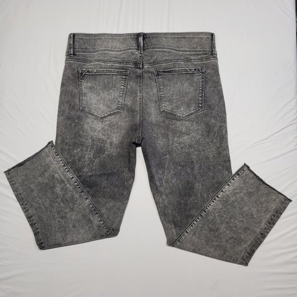 Apt 9 Womens Jeans Straight Leg Size 16 Stretch Cut Off Hem Gray - Picture 7 of 15